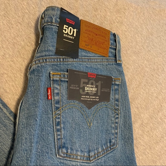 ✨NWT Levi’s✨ 501 Original Fit Jeans - Picture 16 of 16